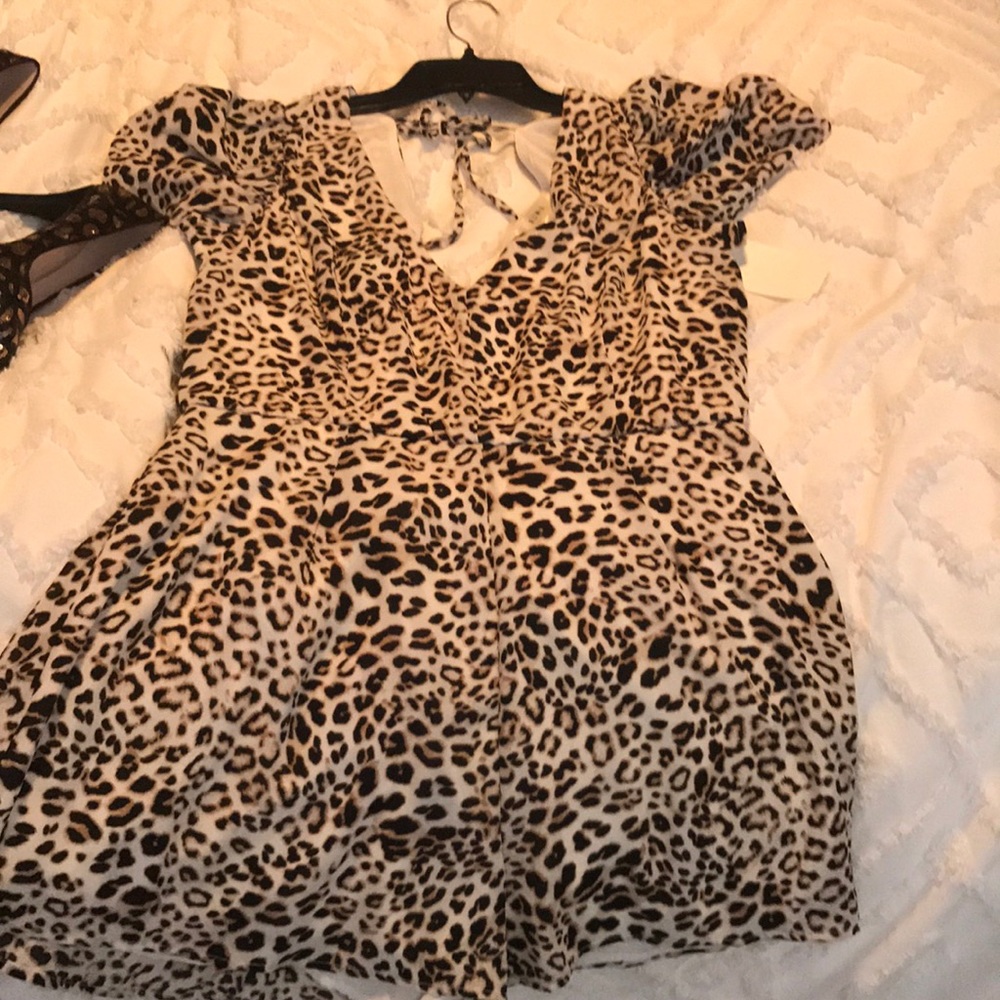 Rowa Leopard romper size extra-large